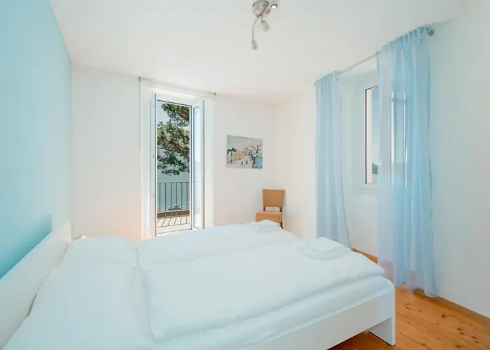Brissago Lake Apartment 布里萨戈