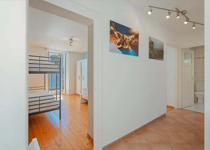 아파트 Brissago Lake Apartment