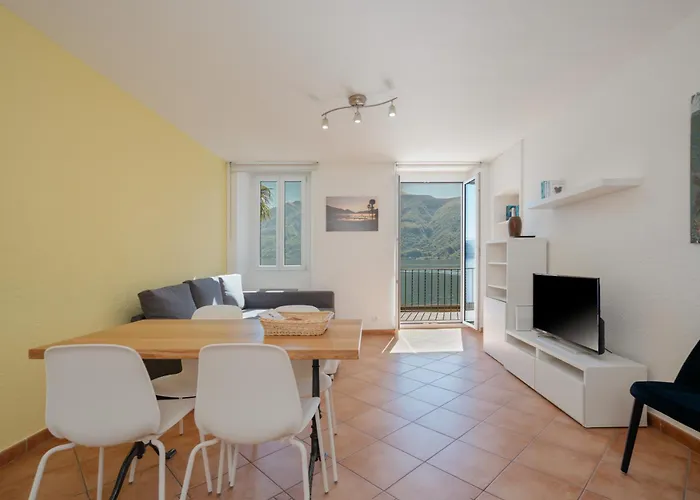 아파트 Brissago Lake Apartment